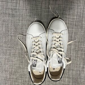Adidas Stan Smith Lux Unisex Leather Sneakers 
Men size 7/Women size 8